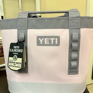 YETI Camino Carryall in Cherry Blossom